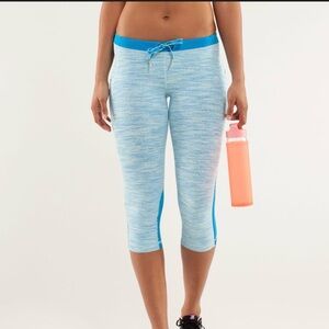 Lululemon Athletica Beach Runner Capri Leggings size 10